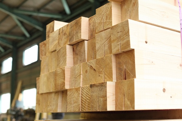 「しずおか木の家推進事業」等を利用する工務店を応援します～浜松の木材・建材販売　天竜材の鈴三材木